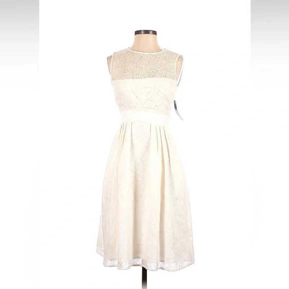 NWT Carmen Marc Valvo ivory sleeveless formal cocktail sequence dress size 2